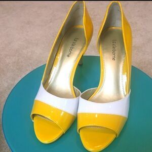 LIZ CLAIBORNE YELLOW &WHITE OPEN TOE SANDAL